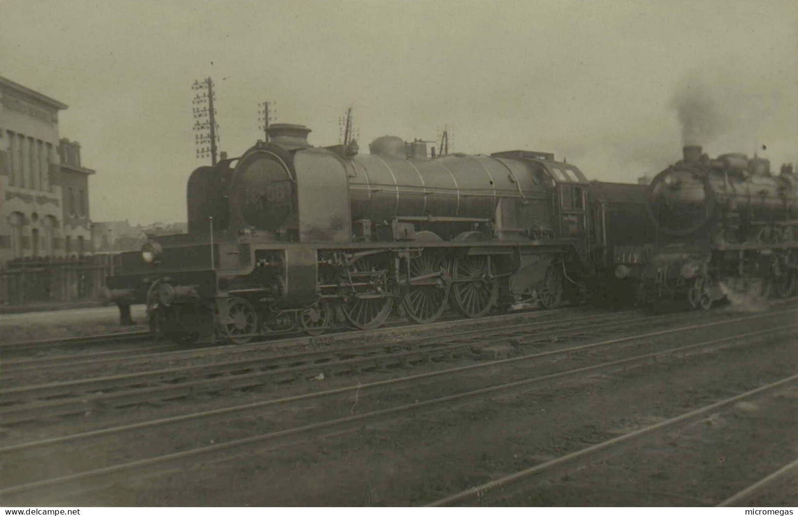 AULNOYE - Locomotives - Photo L. Hermann - Trains