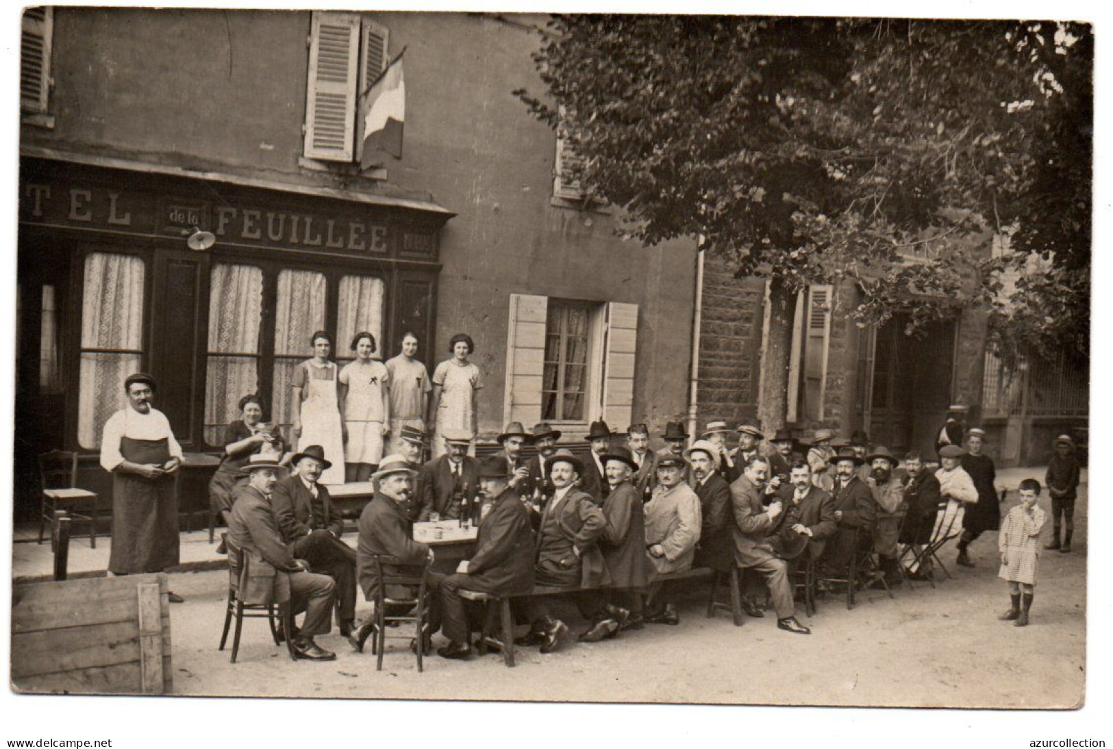 Terrasse De L'Hôtel De La Feuillée. Carte Photo Animée Non Située - Ristoranti