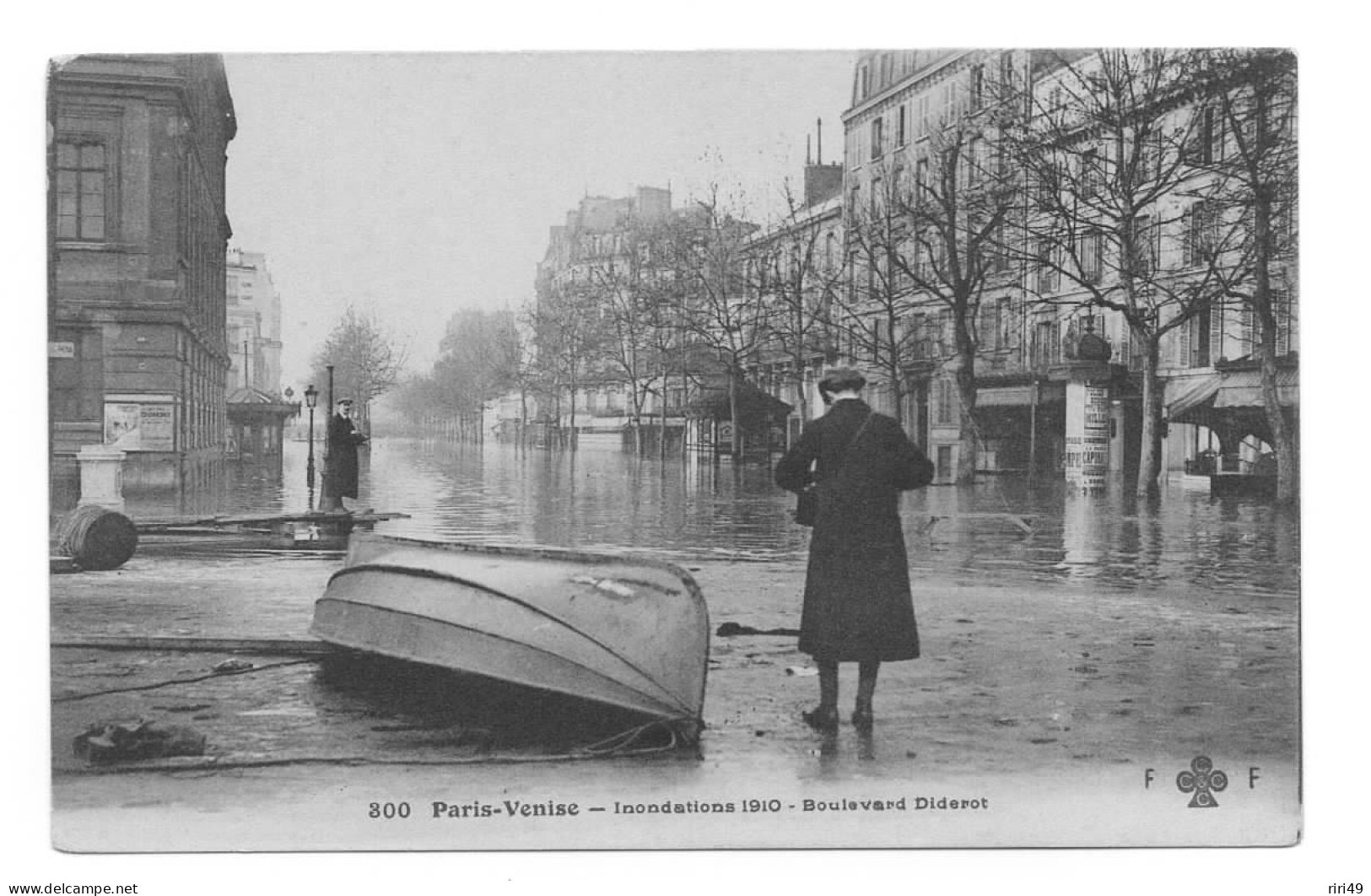 Cpa 75 12 Eme PARIS Inondation  Boulevard Diderot,  Barque Animation Dos Vierge Et Divisé, VOIR SCANNE 1910 BELLE CARTE - Inondations De 1910