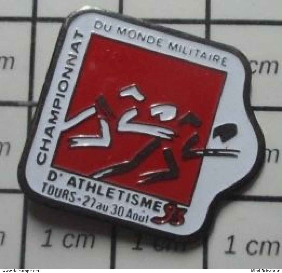 512H Pin's Pins / Beau Et Rare / SPORTS / ATHLETISME CHAMPIONNAT DU MONDE MILITAIRE TOURS  1993 - Athlétisme