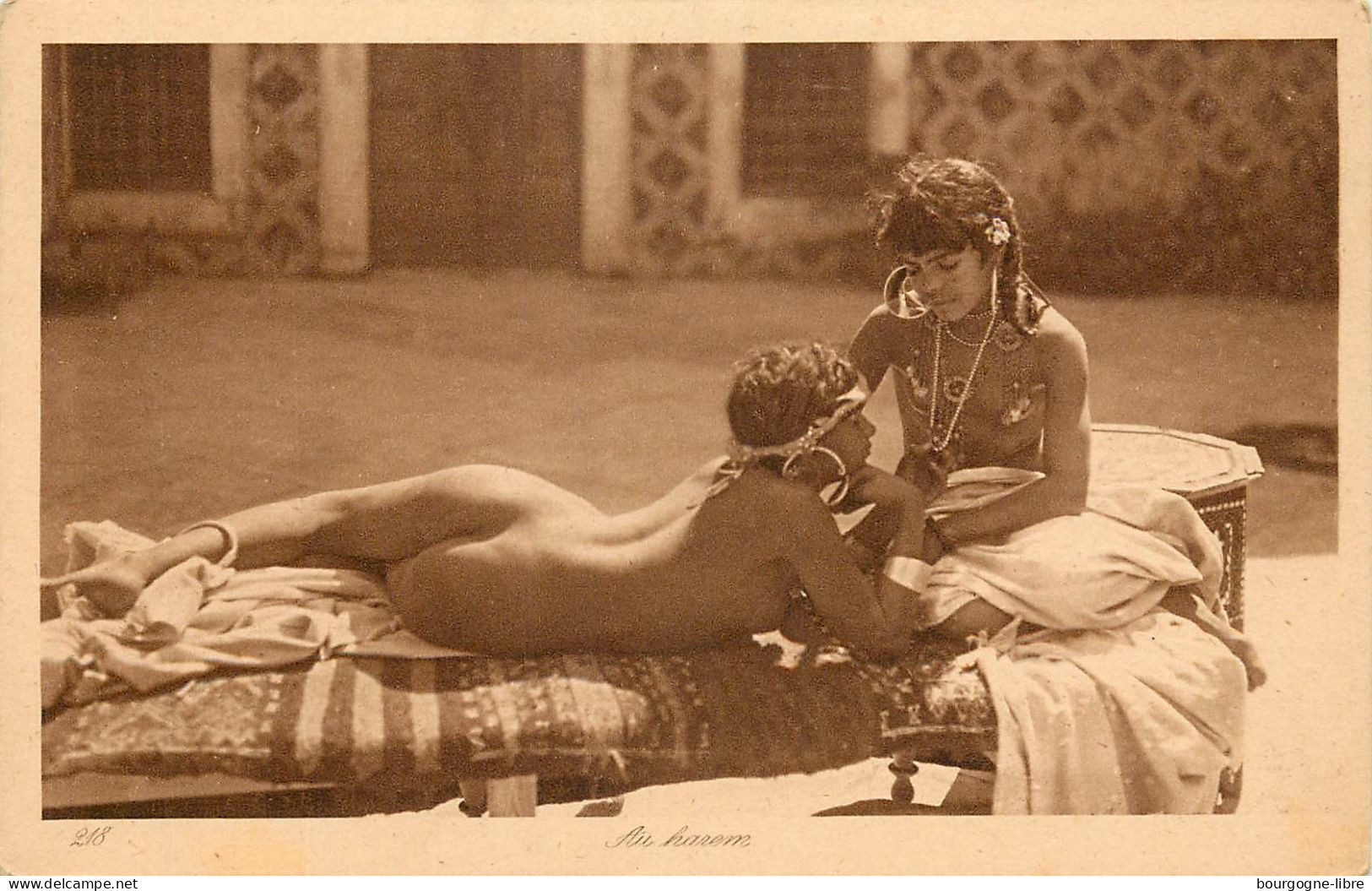 TUNISIE Lehnert Et Landrock N°218 Femme Seins Nus Au Harem - Tunisia