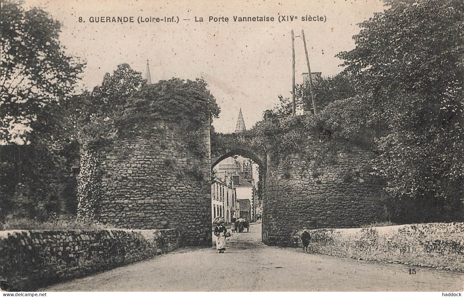 GUERANDE : LA PORTE VANNETAISE (XIVe SIECLE) - Guérande