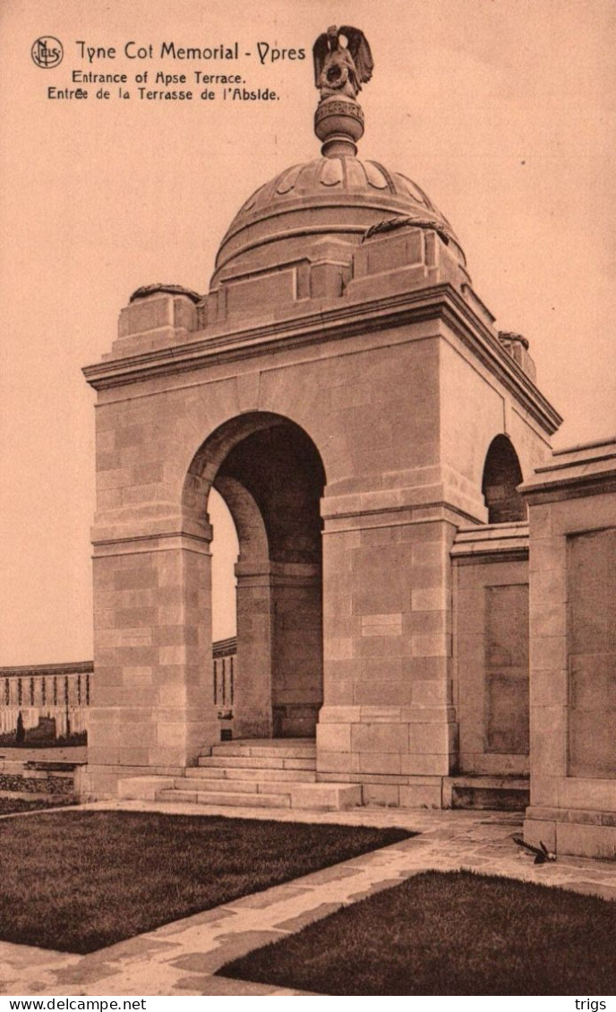 Tyne Cot Memorial - Entrance Of Apse Terrace - Zonnebeke