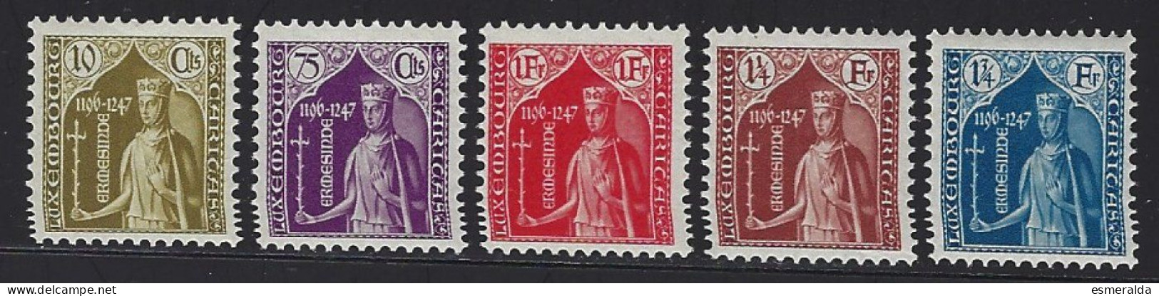 Luxembourg Yv 239/43,Caritas 1932. 5 Valeurs Tous ** /mnh - Ungebraucht