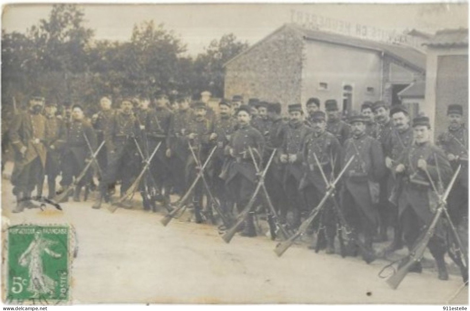 GROUPE DE  POILUS   EN ARMES  EN 1912 - War 1914-18