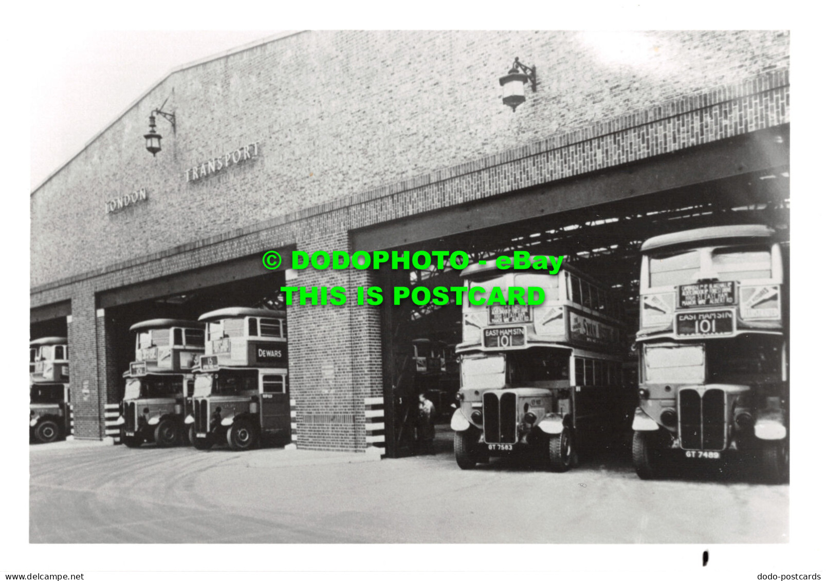 R506272 London Transport. Buses. Postcard - Andere & Zonder Classificatie