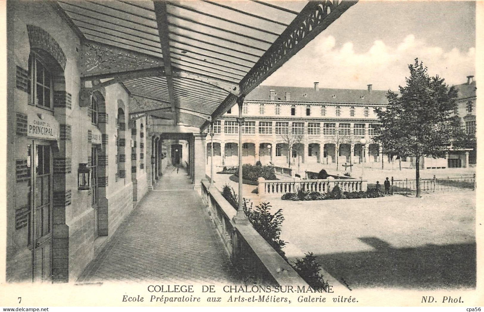 CHÂLONS Sur Marne - Le Collège - École Préparatoire Aux Arts Et Métiers - Galerie Vitrée - Châlons-sur-Marne
