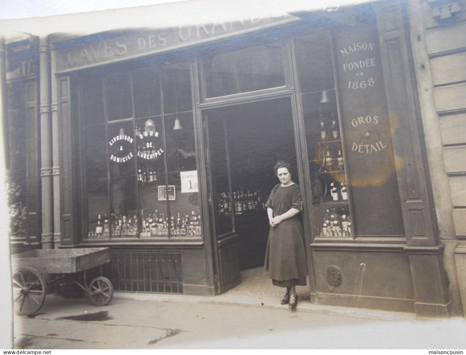 CARTE POSTALE CPA PHOTO CAVES DES GRANDS VINS ALCOOL DEVANTURE LEVALLOIS PERRET 53 RUE GRAVEL - Levallois Perret