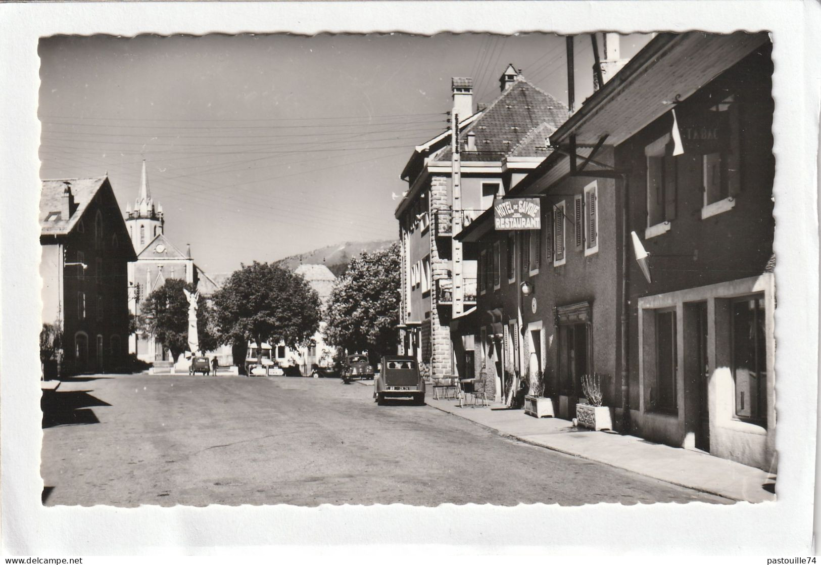 CPSM :14 X 9  -  BOËGE  -  Route De Fillinges Et La Place - Boëge