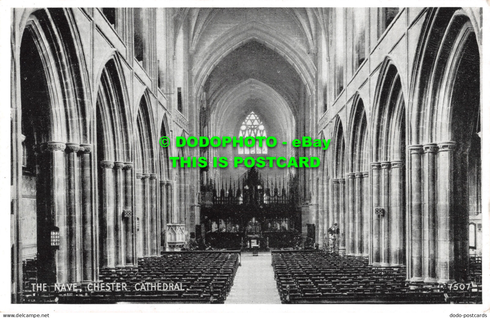 R507235 Chester Cathedral. The Nave. J. Salmon - Welt