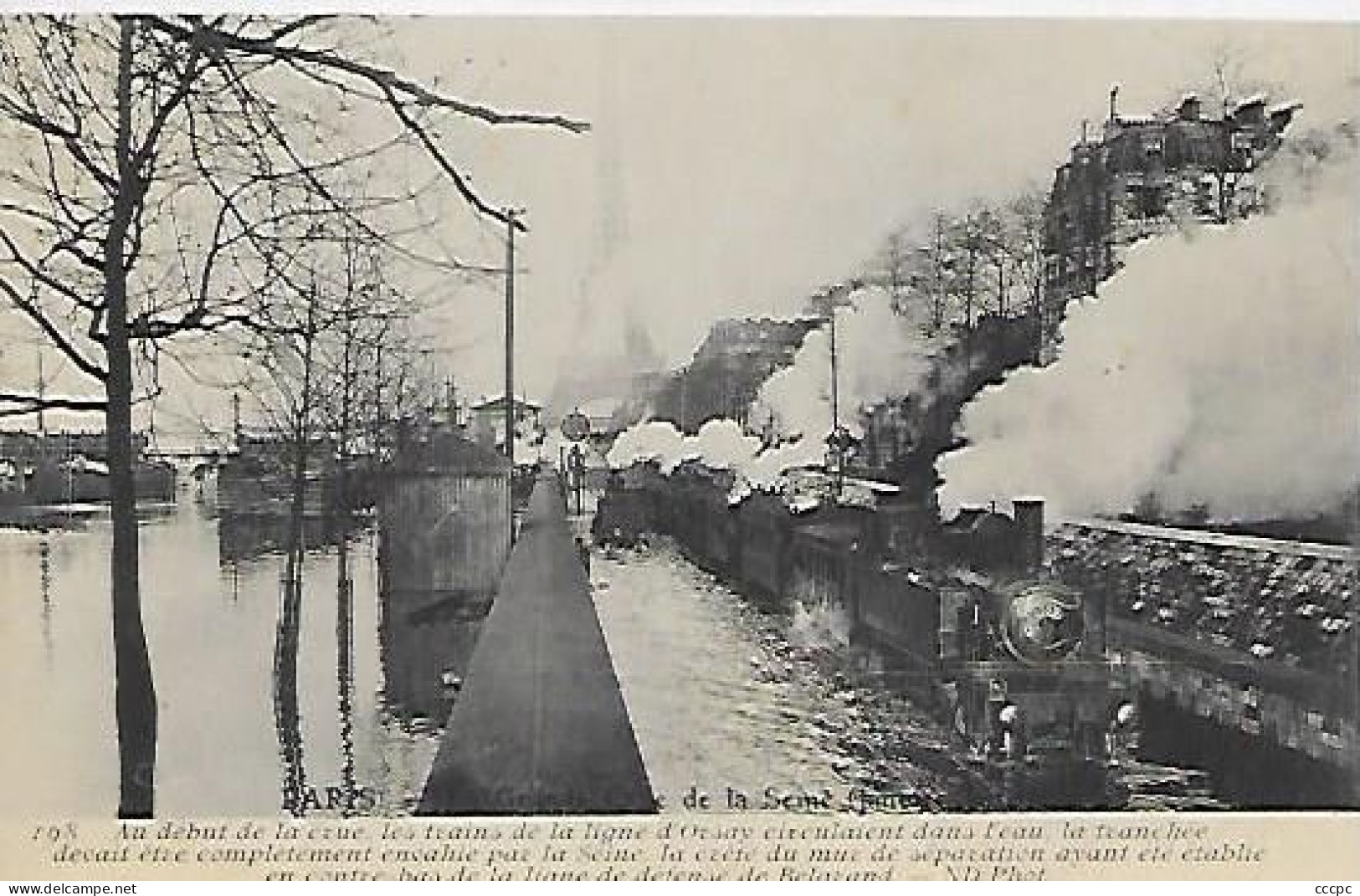 CPA Paris Au Début De La Crue 1910 Les Trains De La Ligne D'Orsay Circulaient Dans L'eau - Distrito: 07