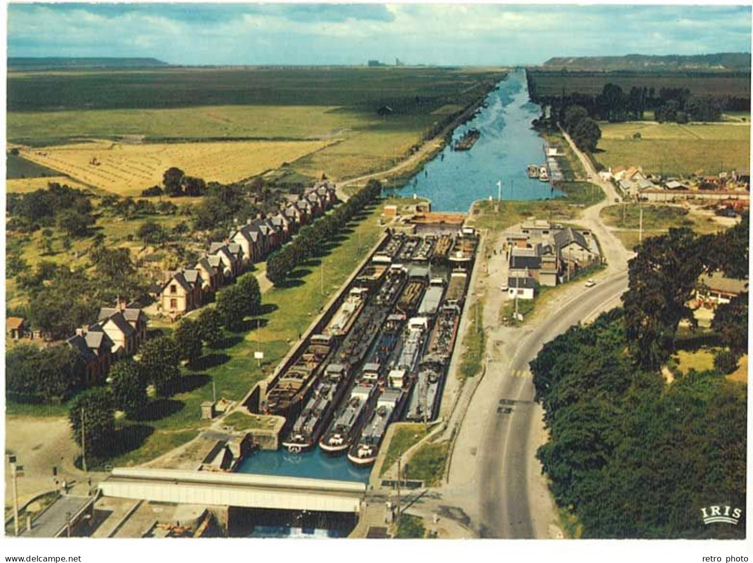 Cpsm Tancarville - Vue Générale Sur L'Ecluse  ( Péniches ) - Tancarville