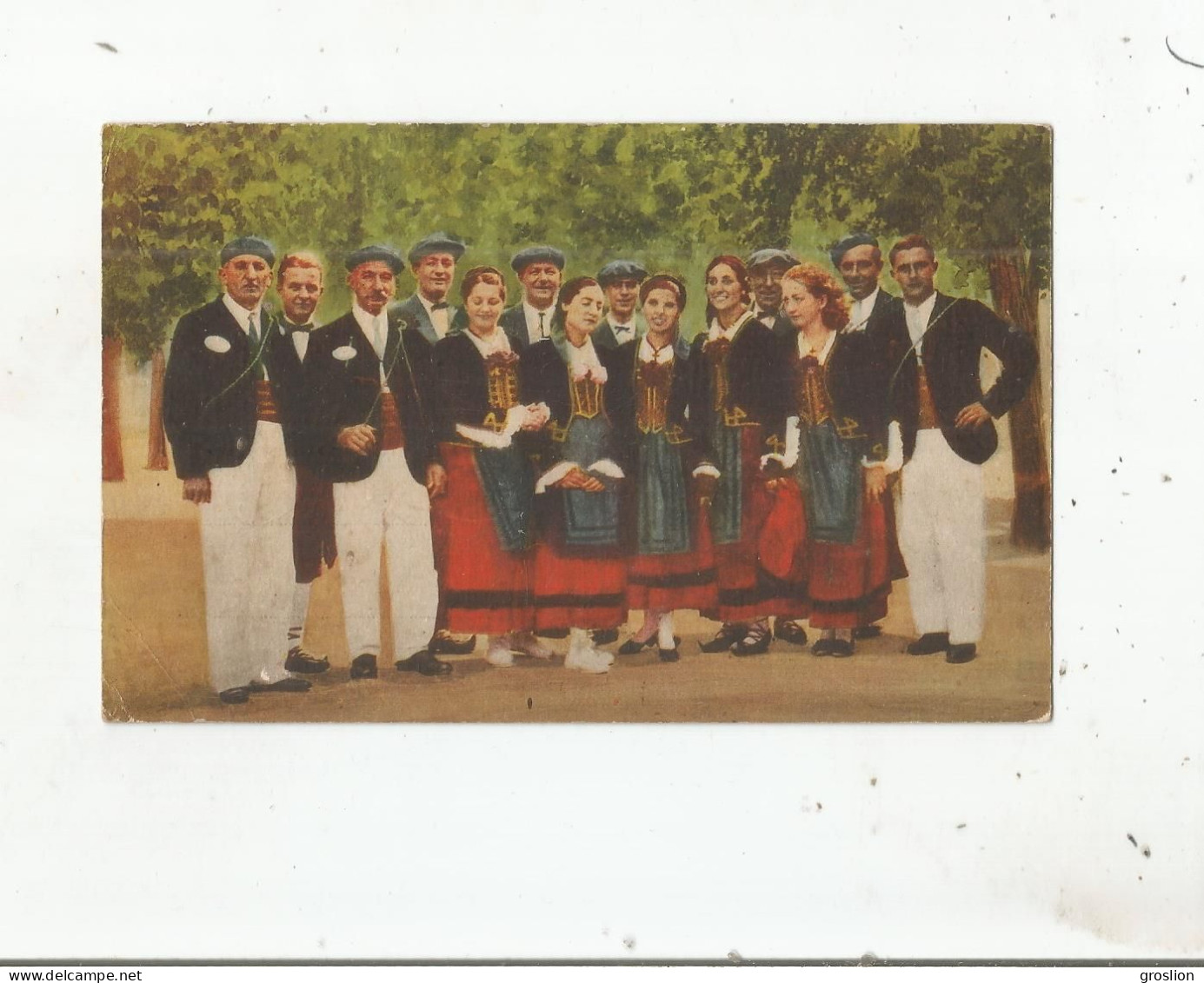 GROUPE DE GUIDES ET DANSEURS LUCHONNAIS 1945 - Luchon