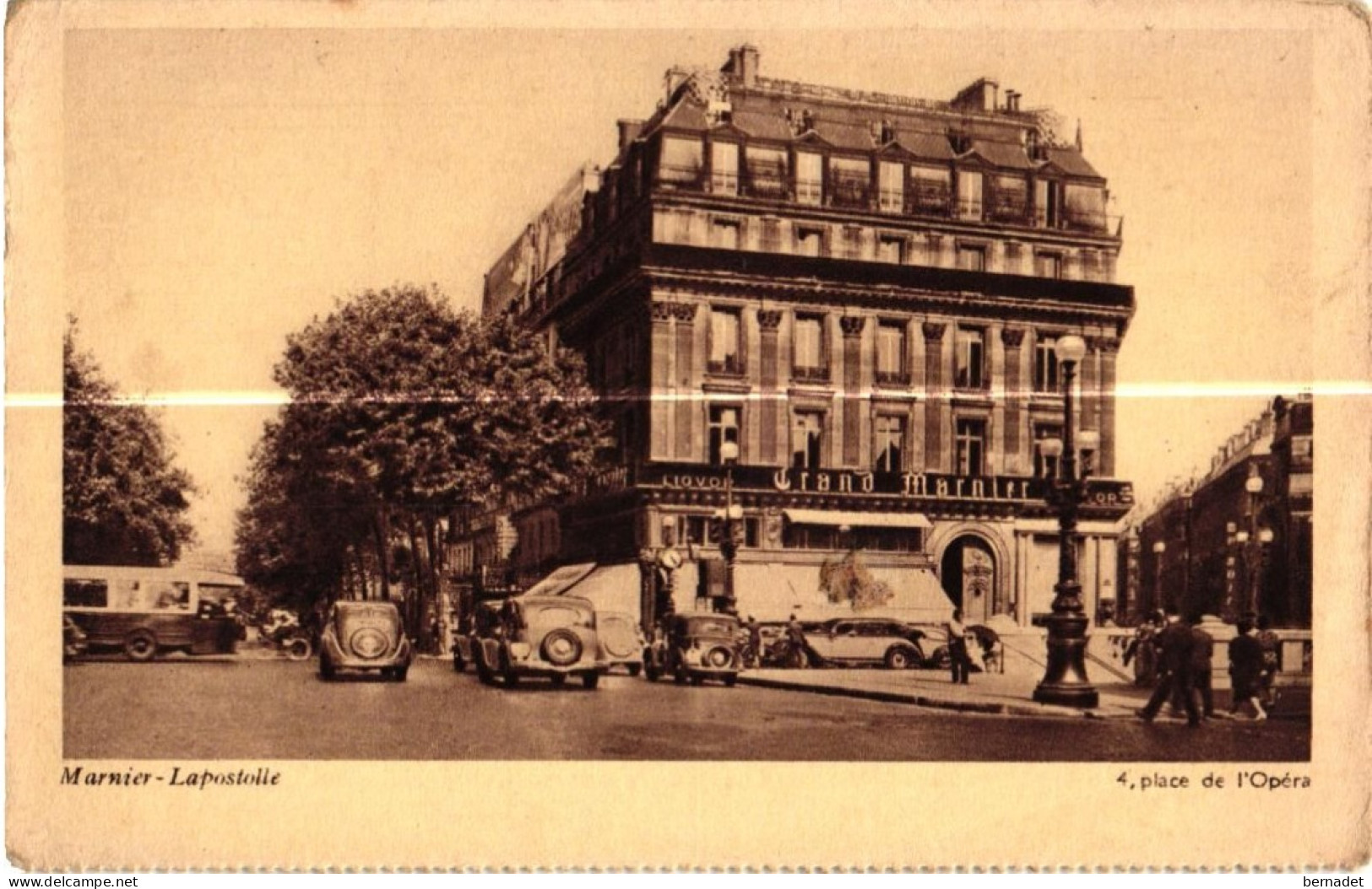 75 . PARIS . 4 PLACE DE L OPERA .  IMMEUBLE GRAND MARNIER    (Trait Blanc  Pas Sur L'original ) - Plazas