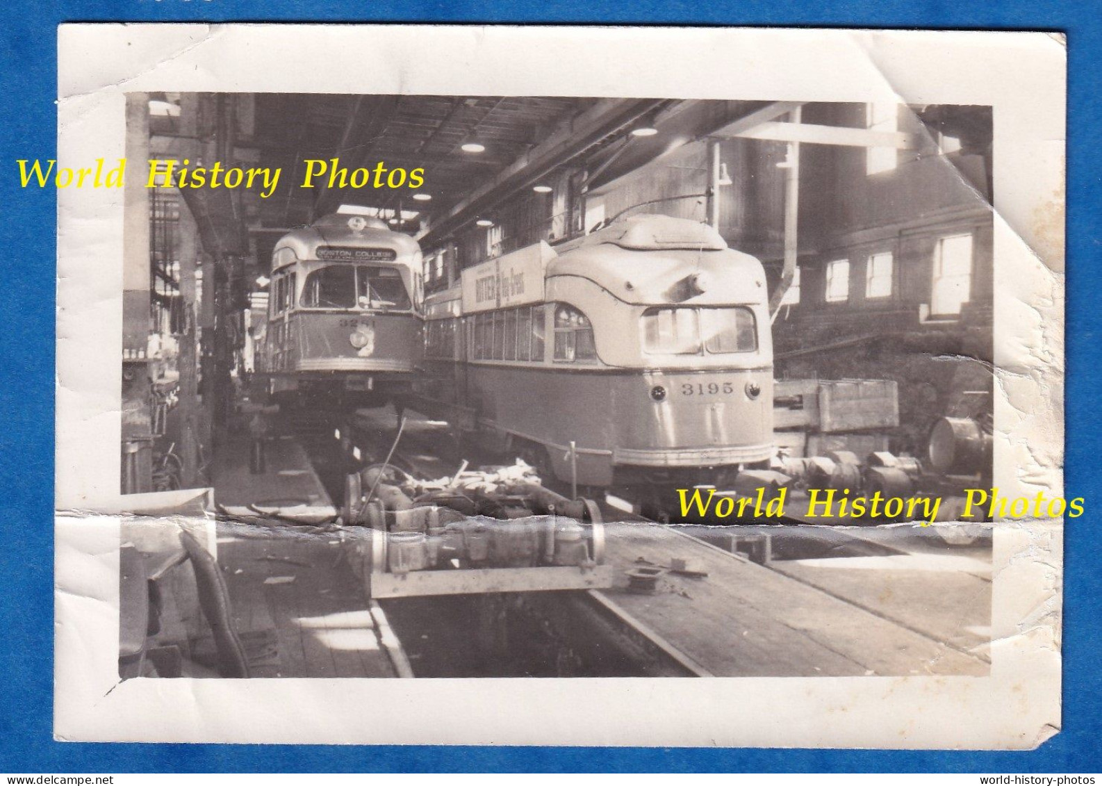 Photo Ancienne Snapshot - BOSTON , Mass - Reservoir Shop MBTA Railway - 3195 And 3281 Train Tramway PCC Rail Station USA - Treinen