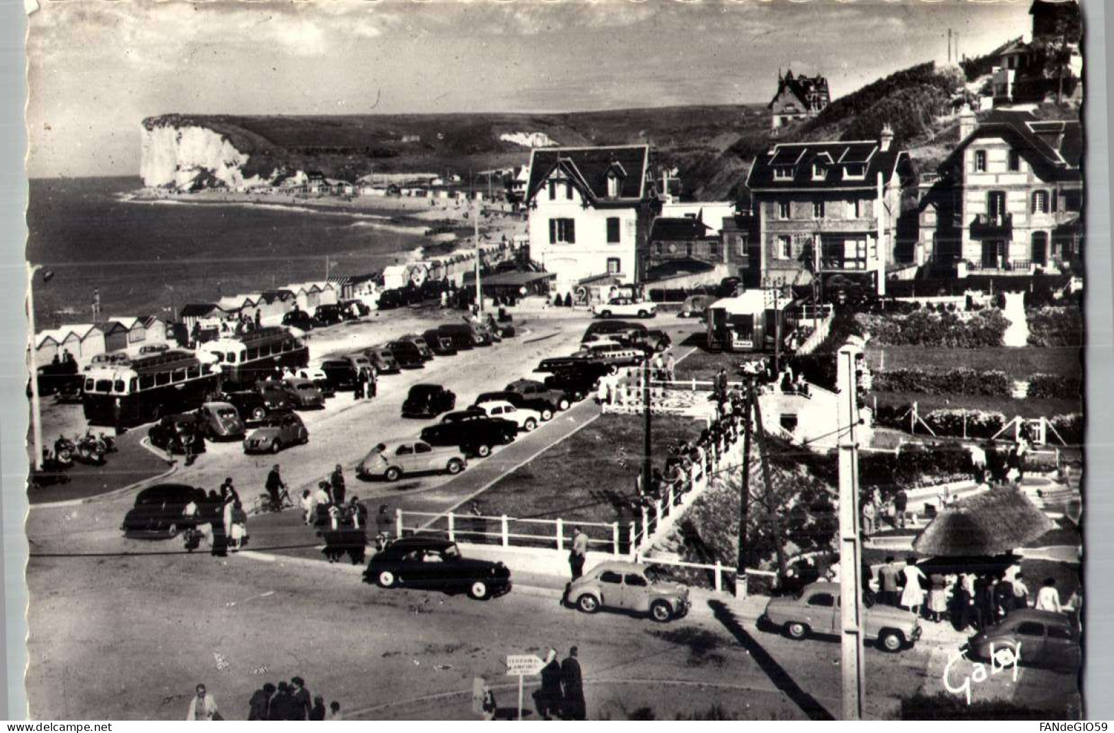 > [76] Seine Maritime   VEULETTES  SUR MER  / VOITURE ///   105 - Autres & Non Classés