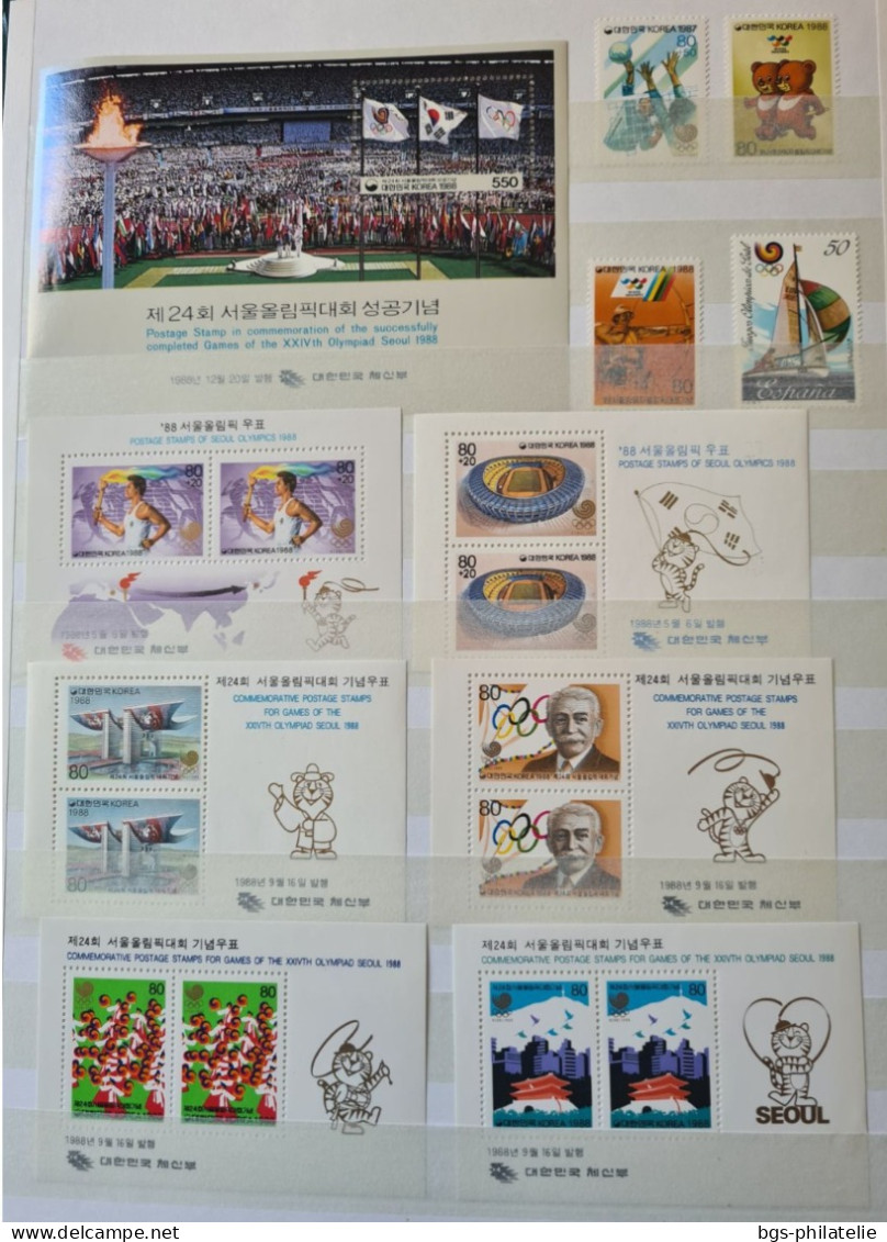 Collection de timbres sur le thème des JEUX OLYMPIQUES.