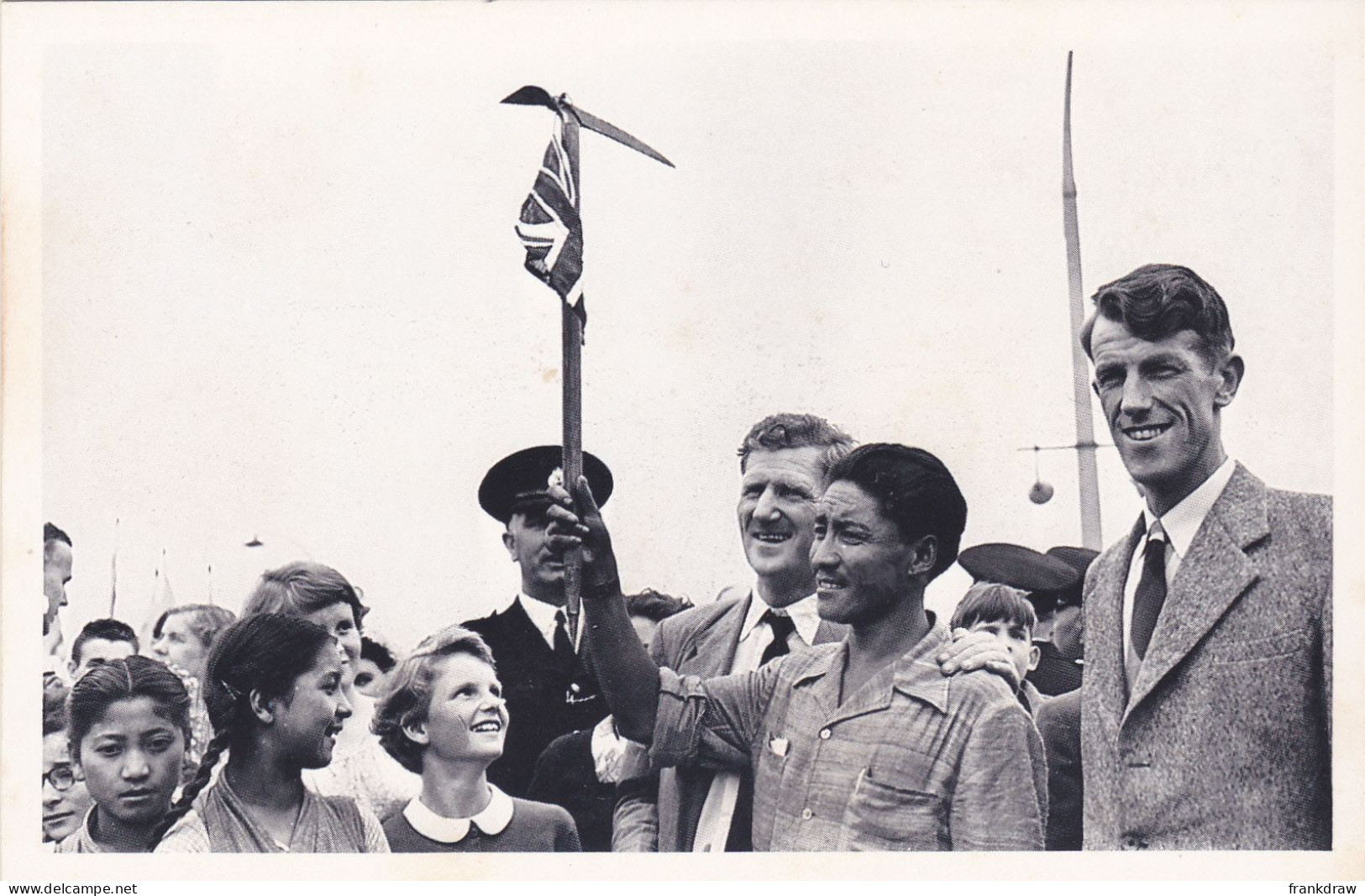 Nostalgia Postcard - Everest Conquerors Arrive In London, 1953  - VG - Sin Clasificación