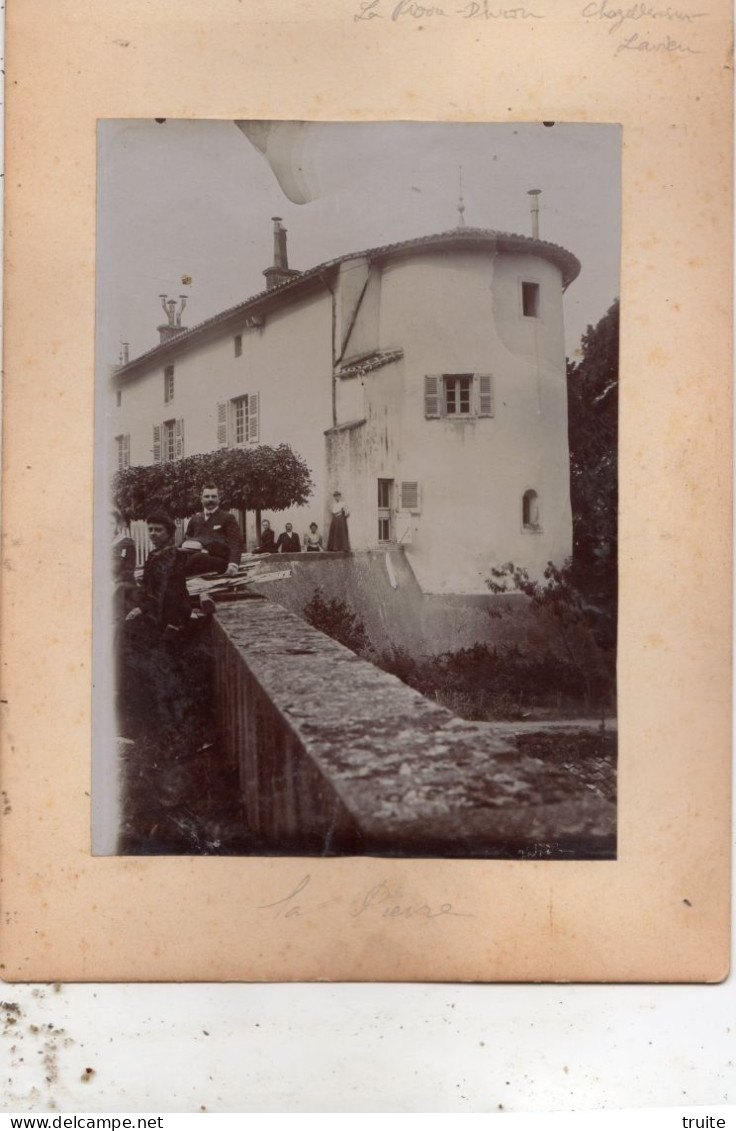 CHAZELLES-SUR-LAVIEU CHATEAU DE LA PIERRE    ( PHOTOGRAPHIE ) - Autres & Non Classés