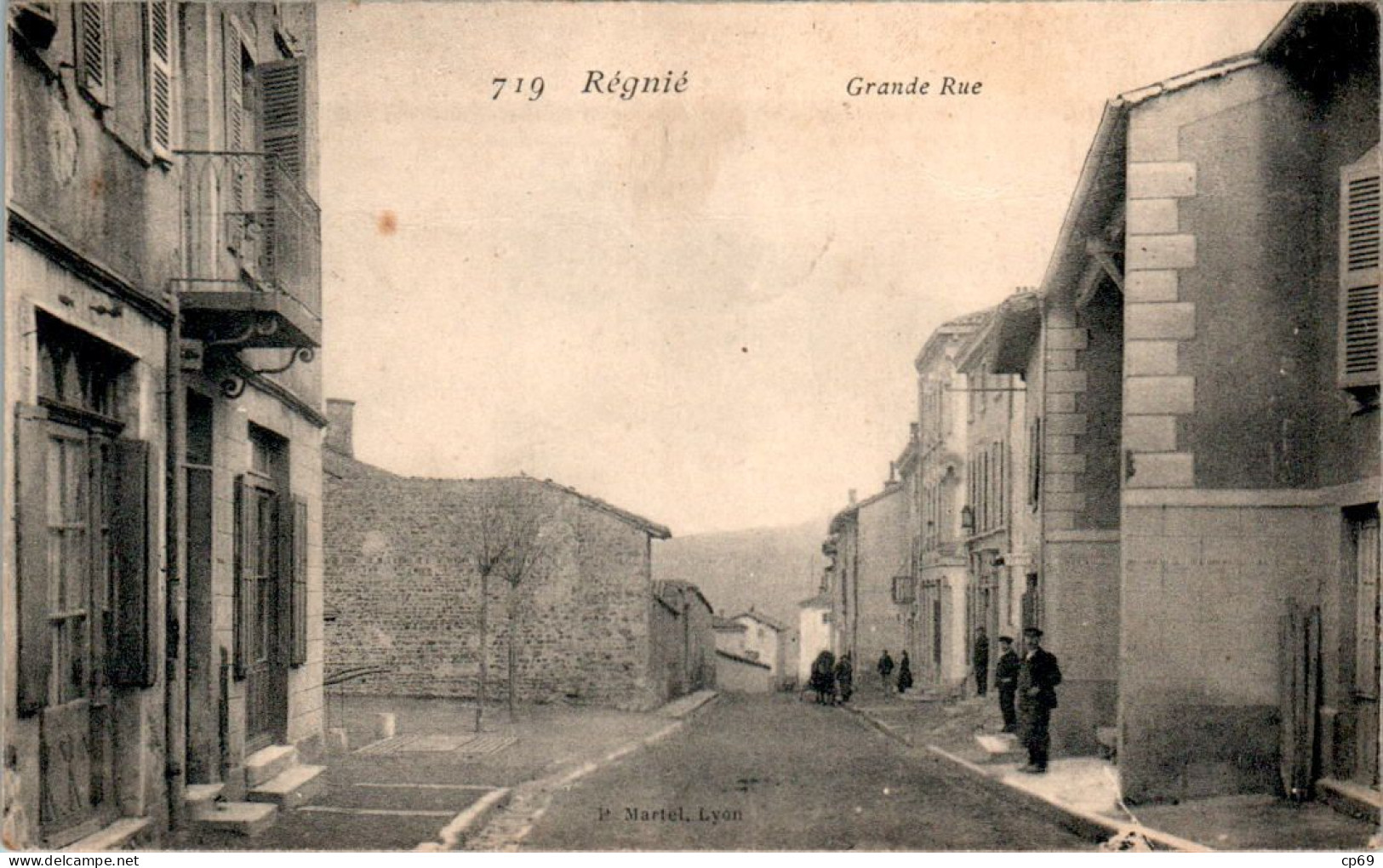Régnié-Durette Canton De Beaujeu Grande Rue Rhône 69430 N°719 Cpa Voyagée En 1906 En TB.Etat - Other & Unclassified