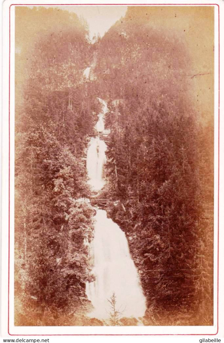 Suisse - PHOTO - FOTO ALBUMINE- Bern - Chute Du GIESSBACH Pres Brienz - Photo AD.Braun A Dornach - Oud (voor 1900)