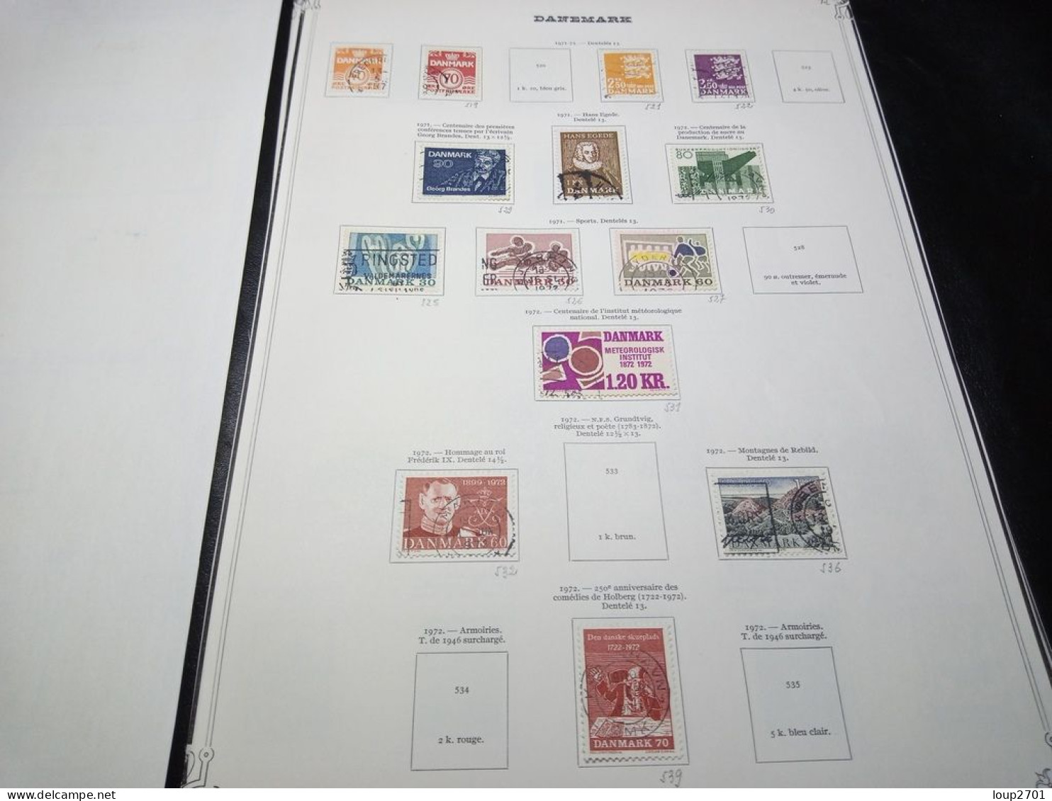 DM934 BEAU LOT FEUILLES DANEMARK N / O A TRIER COTE++ DEPART 10€