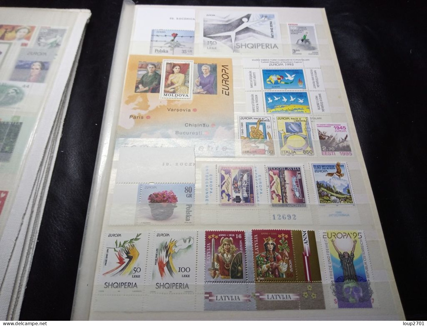 DM940 LOT FEUILLES PORTUGAL ET DIVERS EUROPE TOUS NEUFS MNH A TRIER COTE++ DEPART 10€