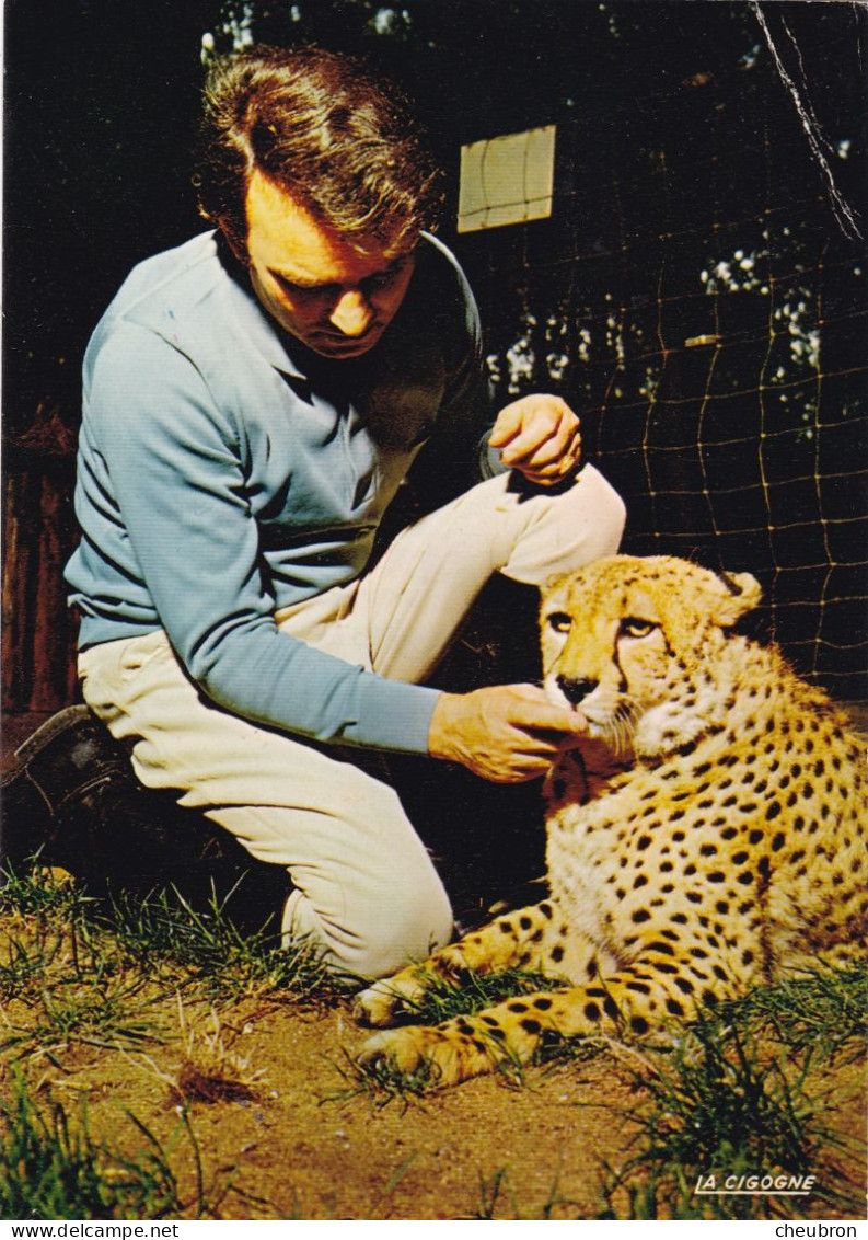 FAUNE . LES MATHES.(17).  " LE GUEPARD ". AVEV M.CAILLE DIRECTEUR DU ZOO - Ours