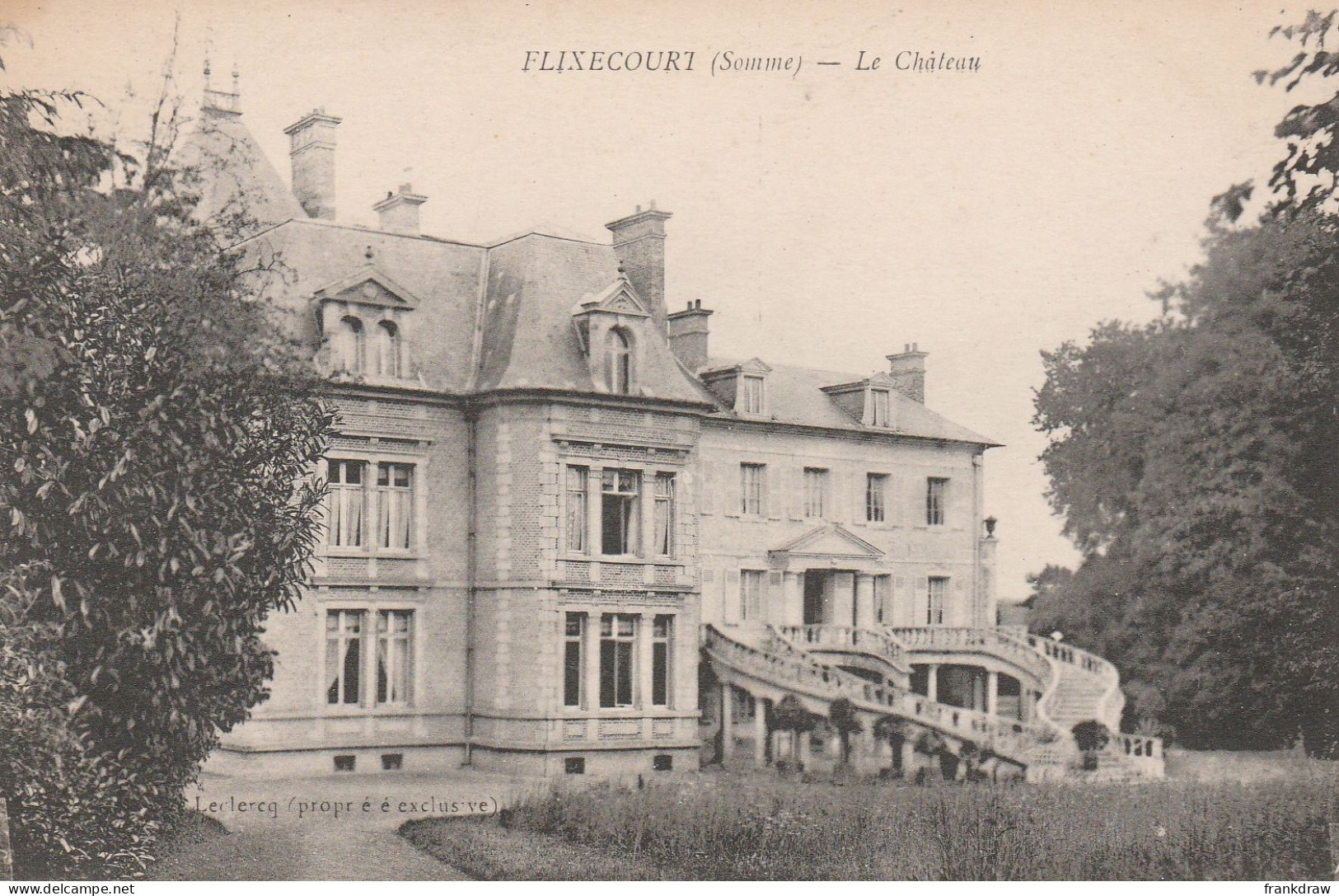 Postcard - Flixecourt, Somme - Le Chateau - No Card No - VERY GOOD - Ohne Zuordnung