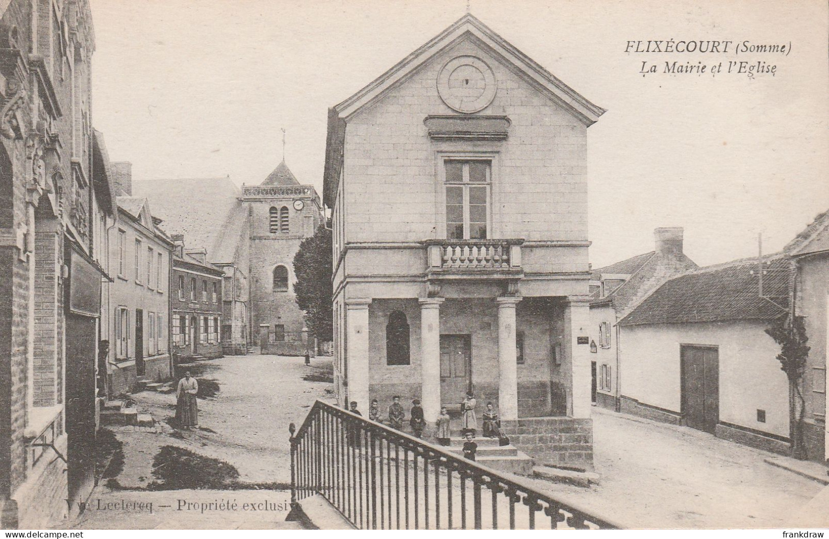 Postcard - Flixecourt, Somme - LaMairie Bet L'Eglise - No Card No - VERY GOOD - Zonder Classificatie