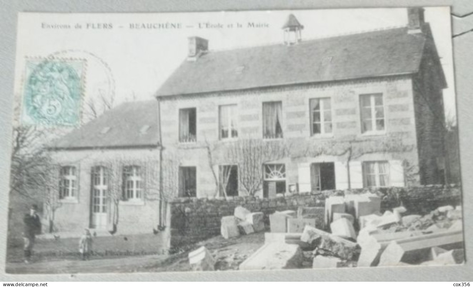 CPA 61 FLERS  BEAUCHENE  L'ecole Et La Mairie - Flers