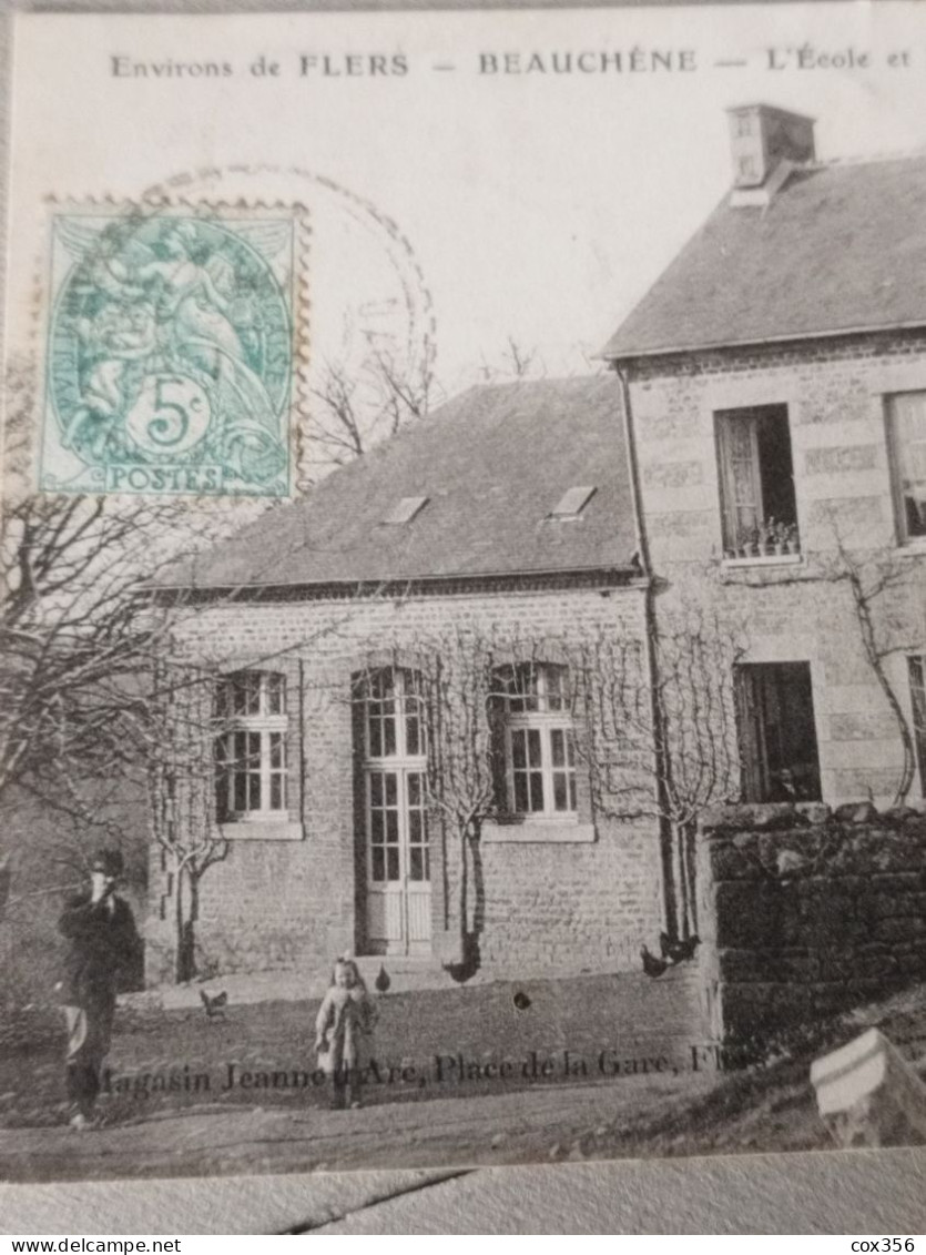 CPA 61 FLERS  BEAUCHENE  L'ecole Et La Mairie - Flers