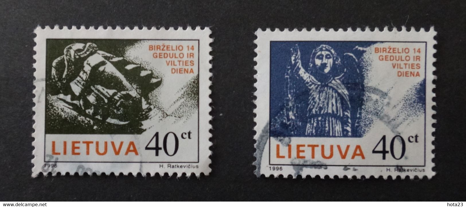 (!) LITHUANIA 1996 Day Of Mourning And Hope  Michel 613-14  Used Stamp (0) - Lituania