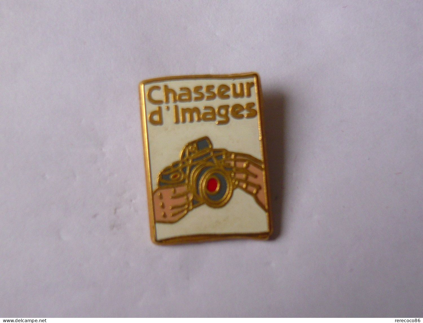 Pins DECAT PARIS CHASSEUR D IMAGES MAGAZINE FRANCAIS CONSACRE A LA PHOTOGRAPHIE - Medios De Comunicación