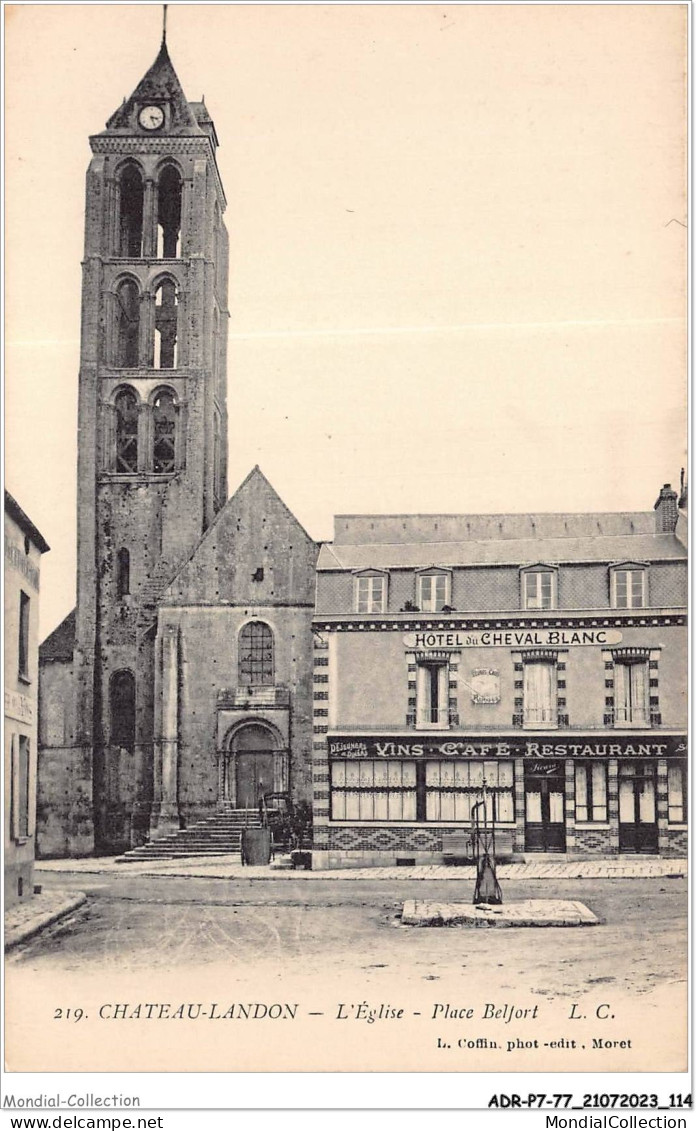ADRP7-77-0642 - CHATEAU-LANDON - L'église Et La Place Belfort - Chateau Landon