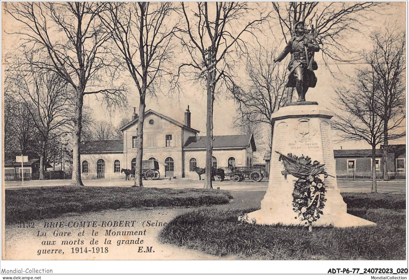 ADTP6-77-0479 - BRIE-COMTE-ROBERT - La Gare Et Le Monument Aux Morts De La Grande Guerre 1914-1918 - Brie Comte Robert
