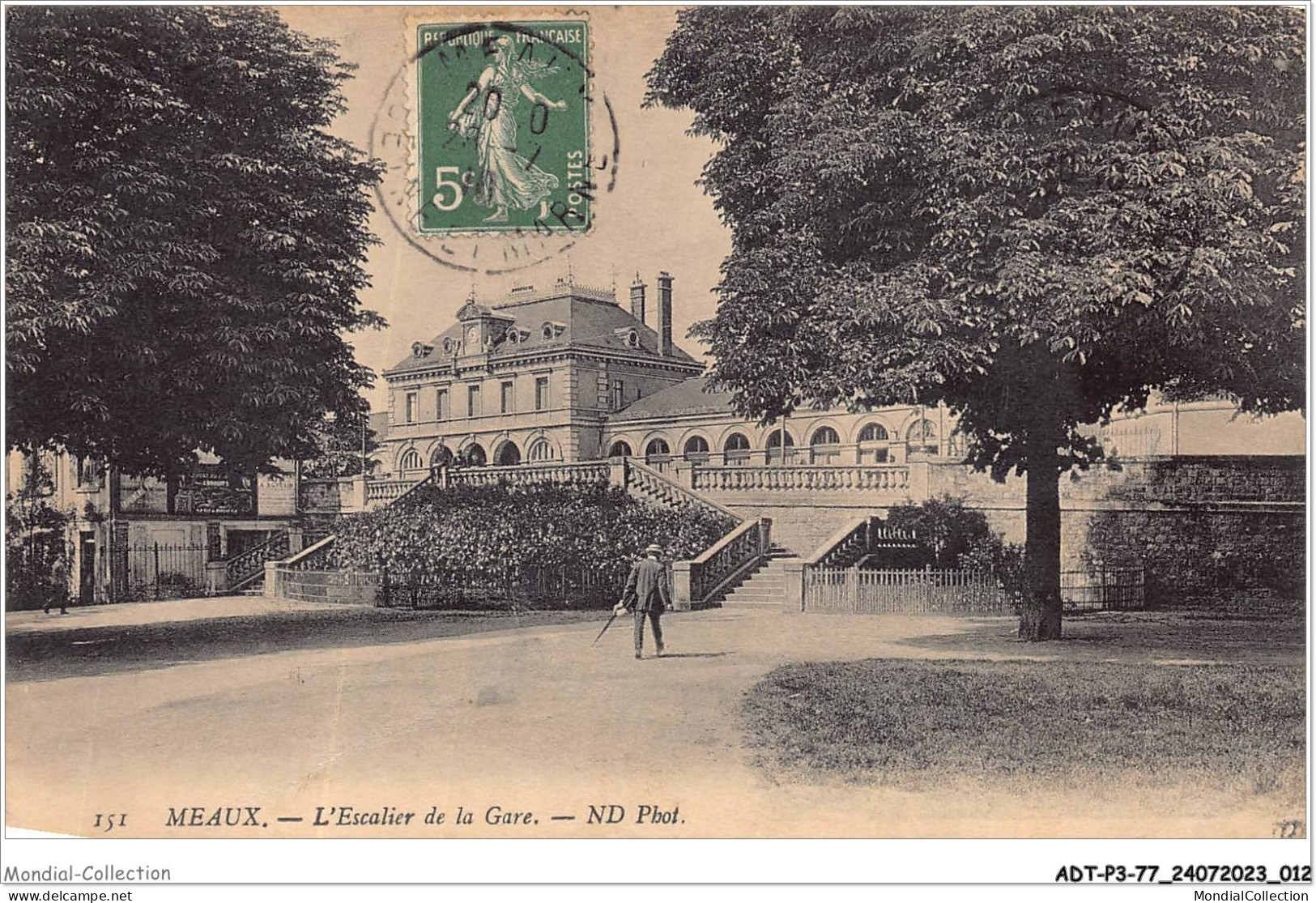 ADTP3-77-0197 - MEAUX - L'escalier De La Gare  - Meaux