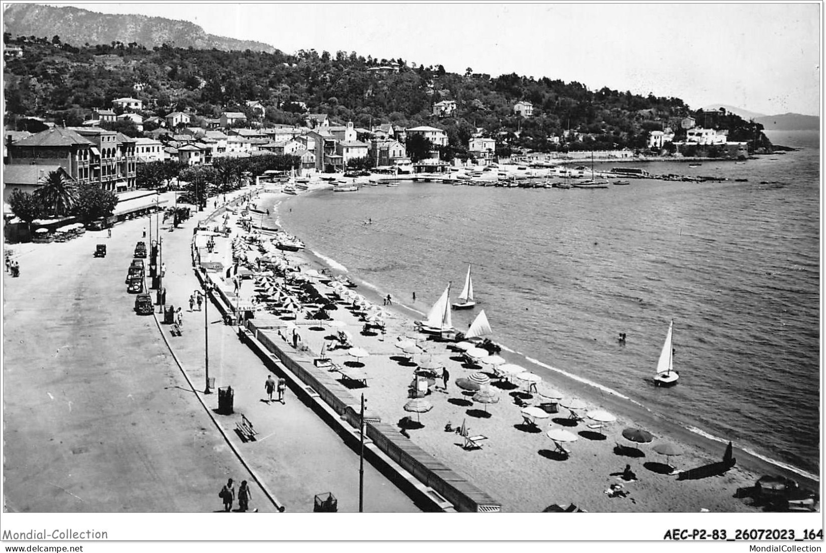 AECP2-83-0180 - LE-LAVANDOU - Vue D'ensemble  - Le Lavandou