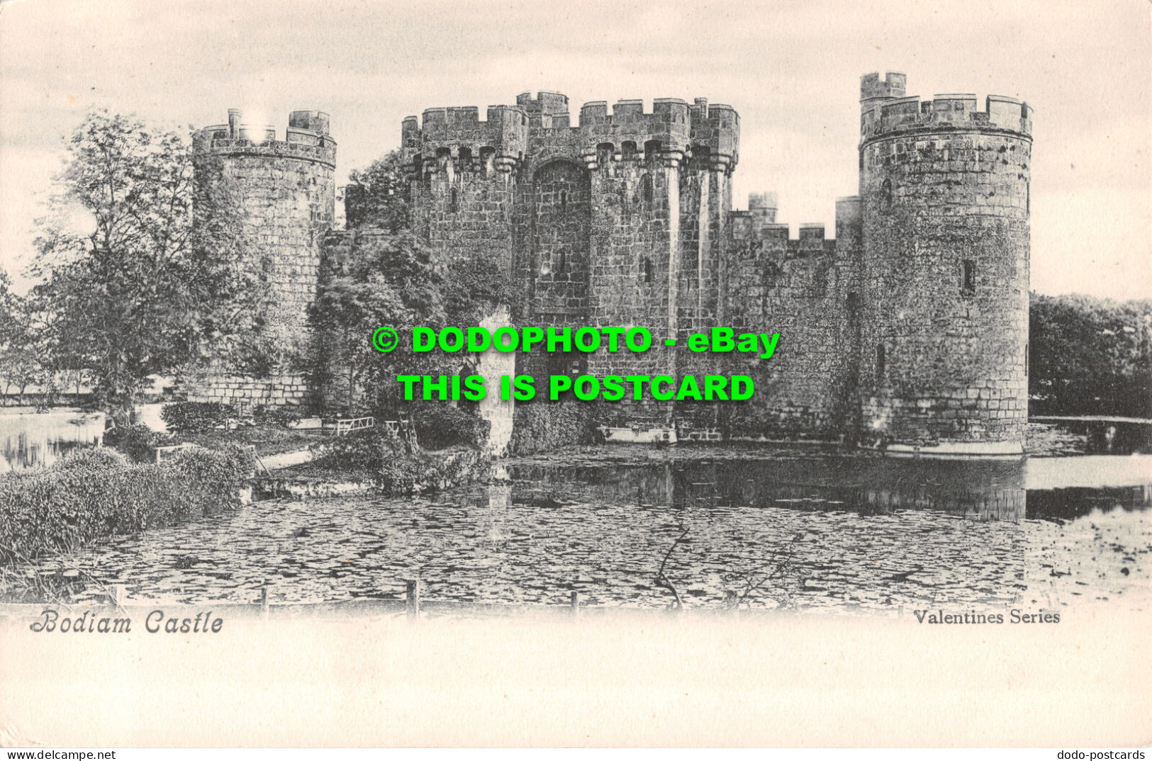 R507668 Bodiam Castle. Valentine Series. Postcard - World