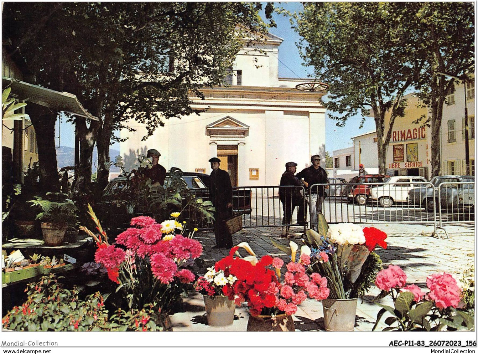 AECP11-83-0915- LA-CRAU - La Place De L'eglise  - La Crau