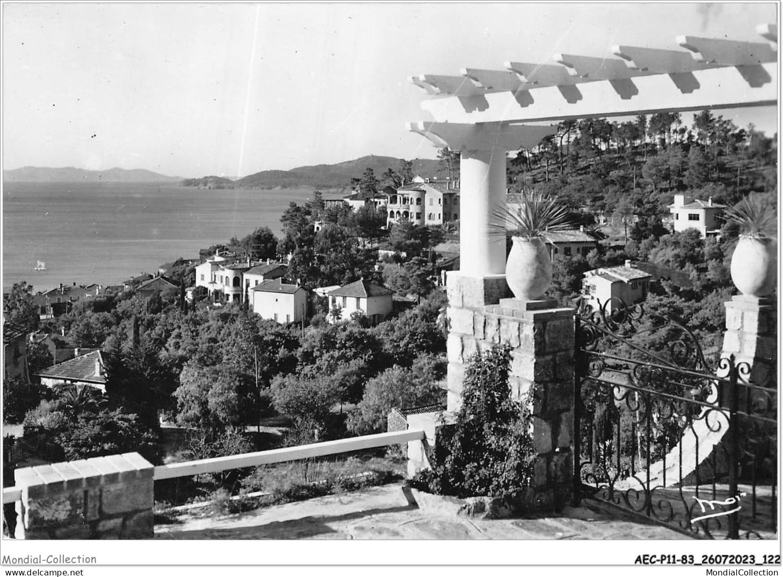 AECP11-83-0898- LE-LAVANDOU - Vue Général  - Le Lavandou