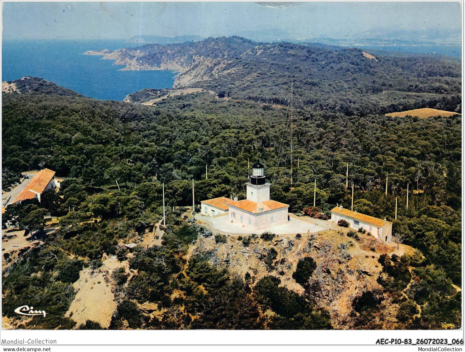 AECP10-83-0811- ILE-DE-PORQUEROLLES - La Perle Des Iles D'or - Vue Aérienne - Le Phare  - Porquerolles