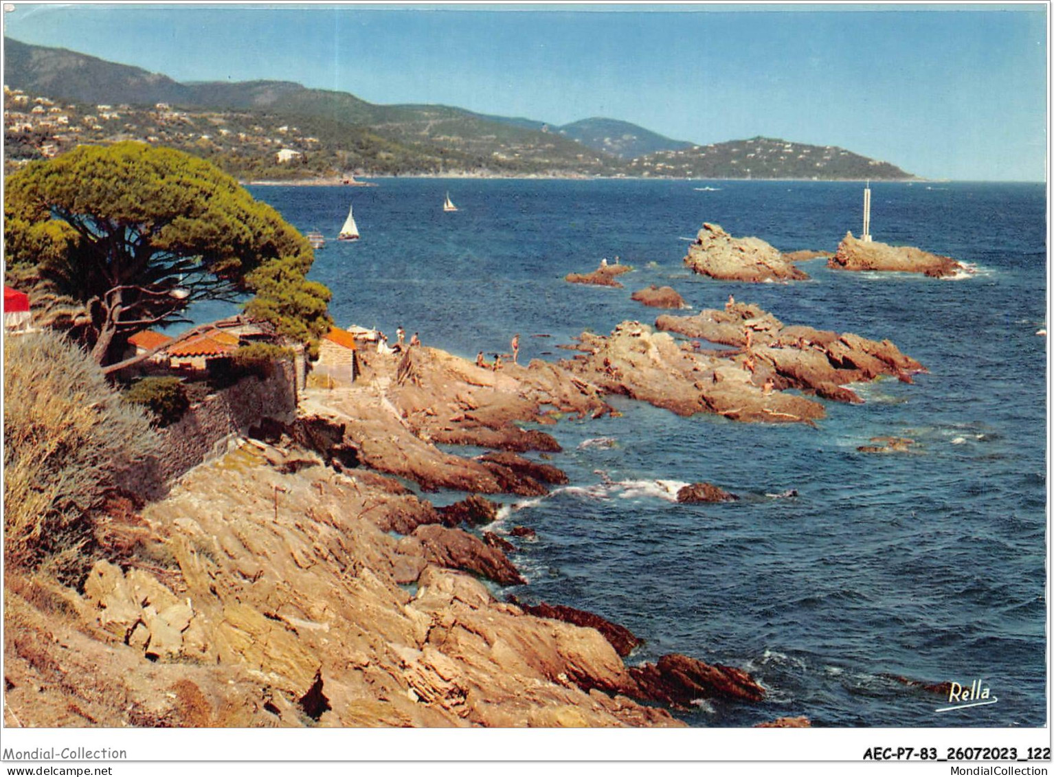 AECP7-83-0627- Environs Du LAVANDOU - SAINT-CLAIR - Au Loin Le Cap Nègre  - Le Lavandou