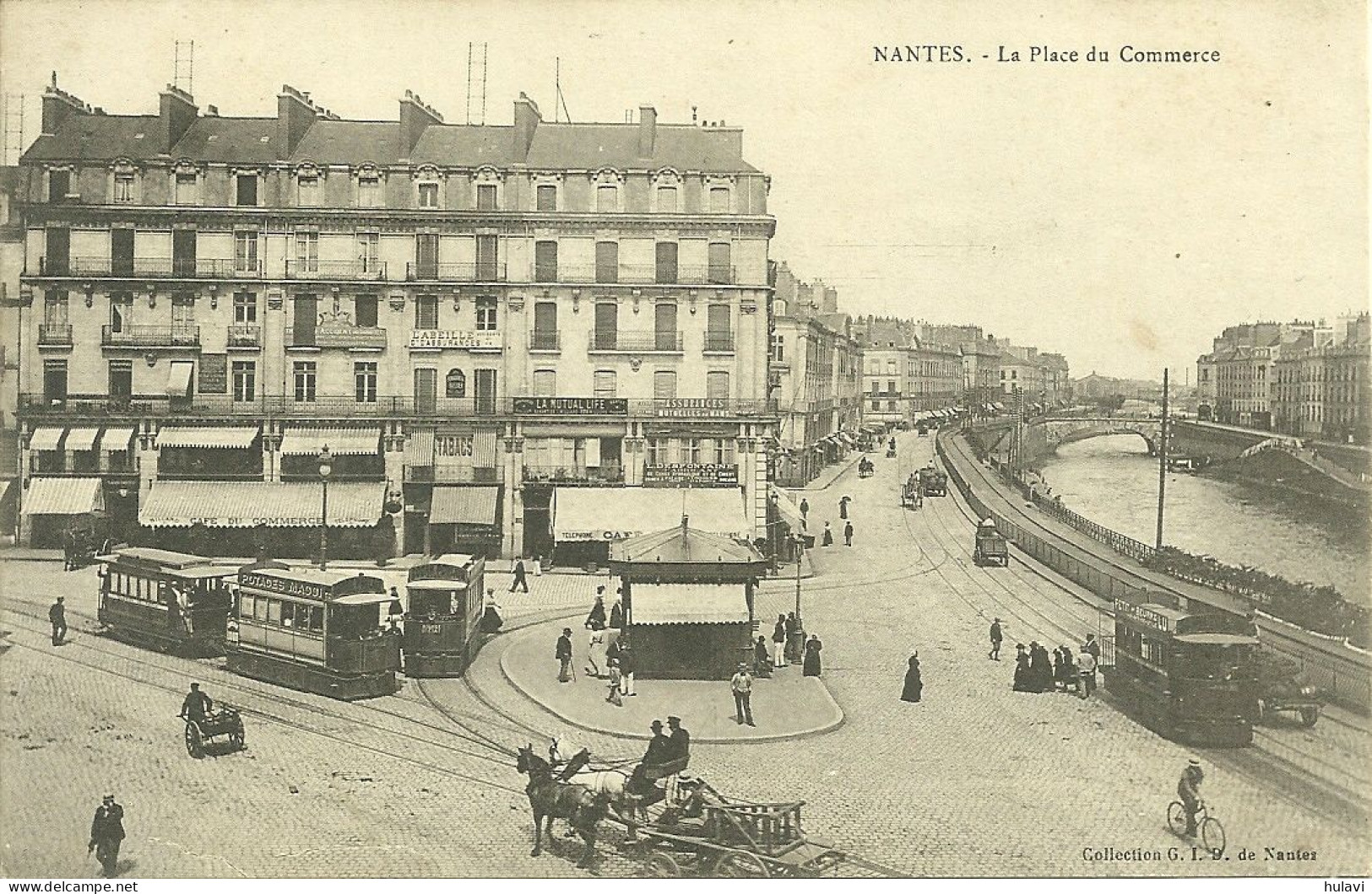 44  NANTES - LA PLACE DU COMMERCE (ref 882) - Nantes