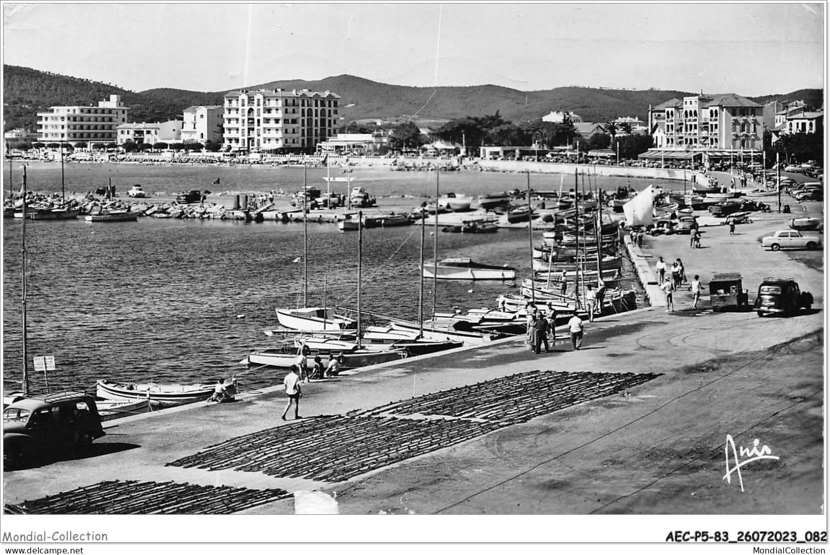 AECP5-83-0413- LE-LAVANDOU - Vue Générale  - Le Lavandou