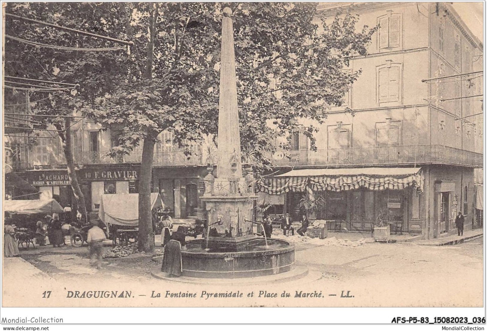 AFSP5-83-0350 - DRAGUIGNAN - La Fontaine Pyramidale Et Place Du Marché  - Draguignan