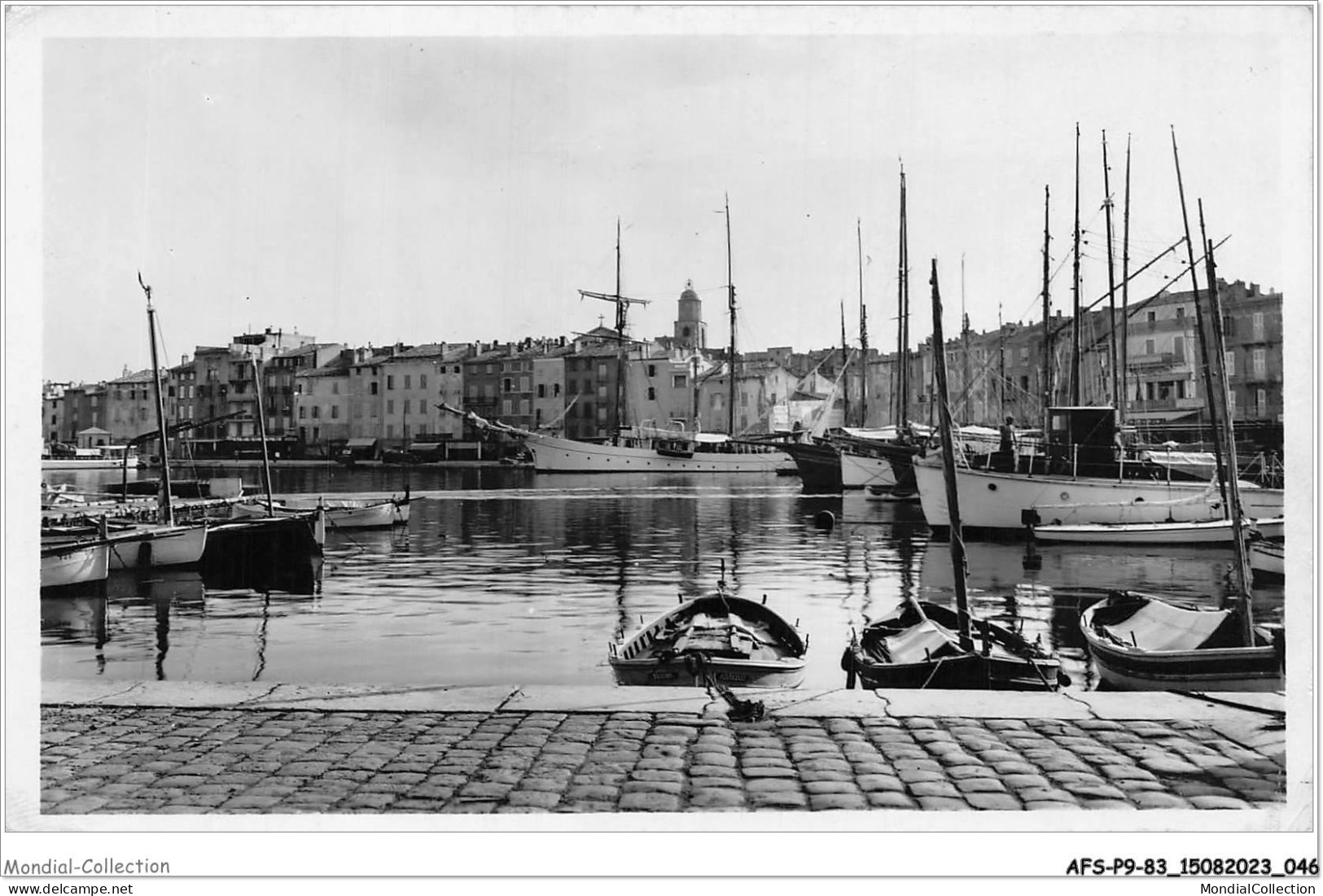 AFSP9-83-0713 - SAINT-TROPEZ - Le Port Et Le Quai Suffren  - Saint-Tropez