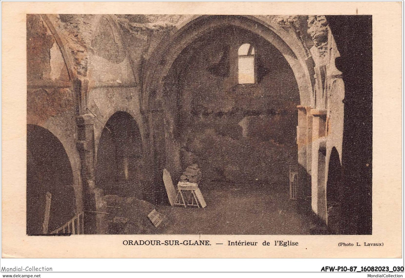 AFWP10-87-0998 - ORADOUR-SUR-GLANE - Intérieur De L'église - Oradour Sur Glane