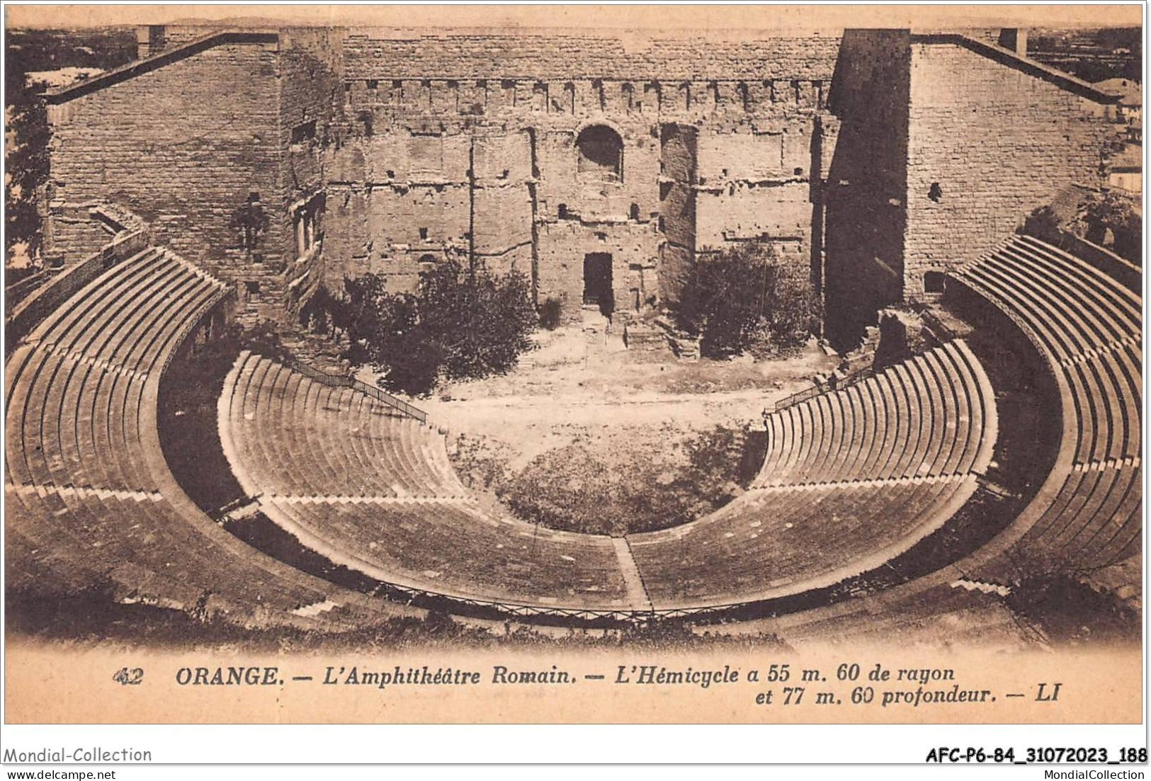 AFCP6-84-0692 - ORANGE - L'amphithéâtre Romain - L'hémicycle à 55m 60 De Rayon Et 77 M 60 Profondeur - Orange