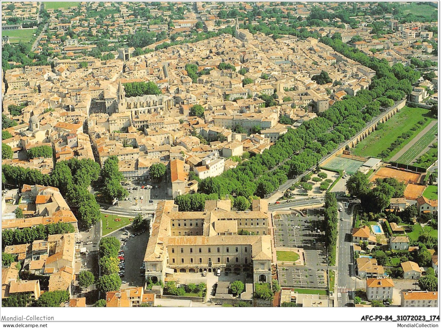 AFCP9-84-1019 - CARPENTRAS - Vue Générale - Carpentras